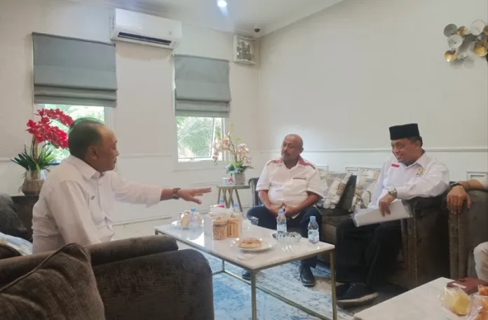 Ketua Kadin Karawang Jalin Kerja Sama Strategis dengan Pemkab, Siap Dongkrak Ekonomi