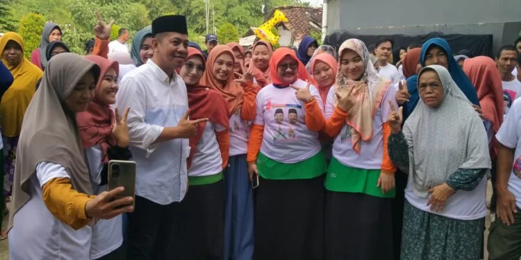 Ribuan Warga Sambut Hangat Aep Syaepuloh, Bukti Kepemimpinan yang Dicintai Membawa Karawang Menuju Masa Depan yang Lebih Cerah