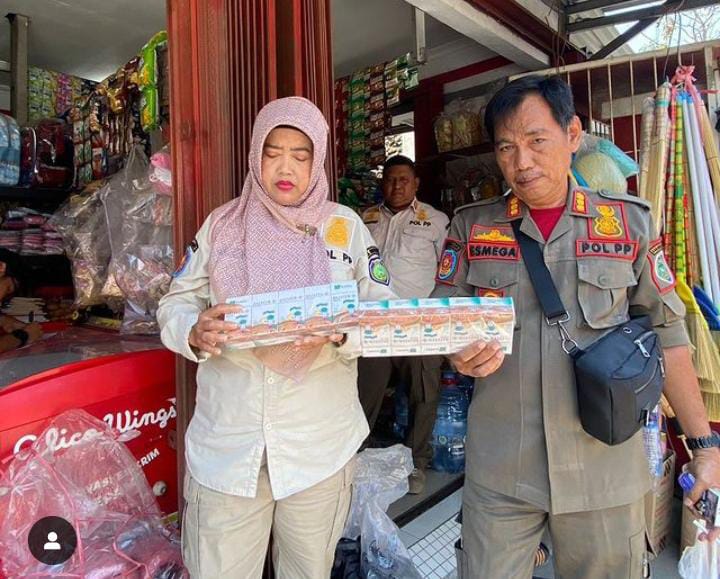 Operasi Kilat! Satpol PP Indramayu Sita Ribuan Bungkus Rokok Bodong di Berbagai Lokasi