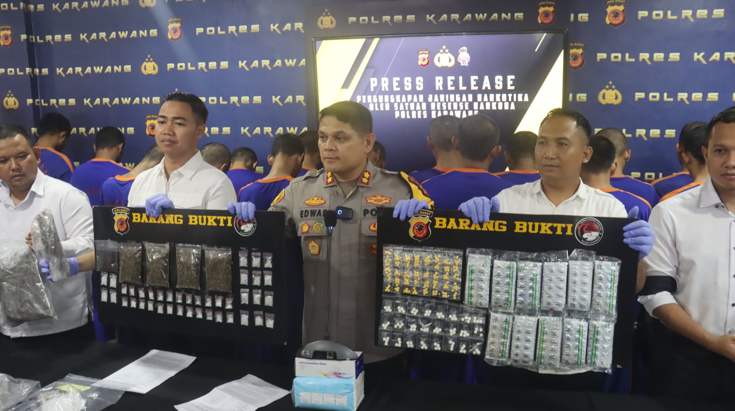 Polres Karawang Berhasil Bongkar Jaringan Narkoba, 55 Tersangka Ditangkap