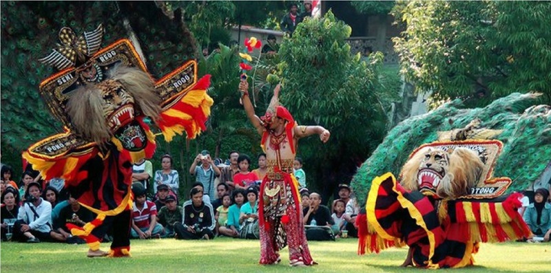 Reog Ponorogo: Tarian Mistis Jawa yang Memukau Dunia