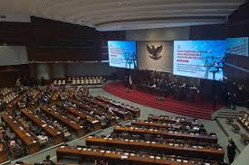 Breaking News! Revisi UU TNI: Mengulang Kisah Cipta Kerja? Ancaman Terhadap Demokrasi dan Masyarakat