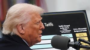 Trump Kenakan Tarif Impor untuk Indonesia hingga Kepulauan Tak Berpenghuni: Ini Dampaknya!