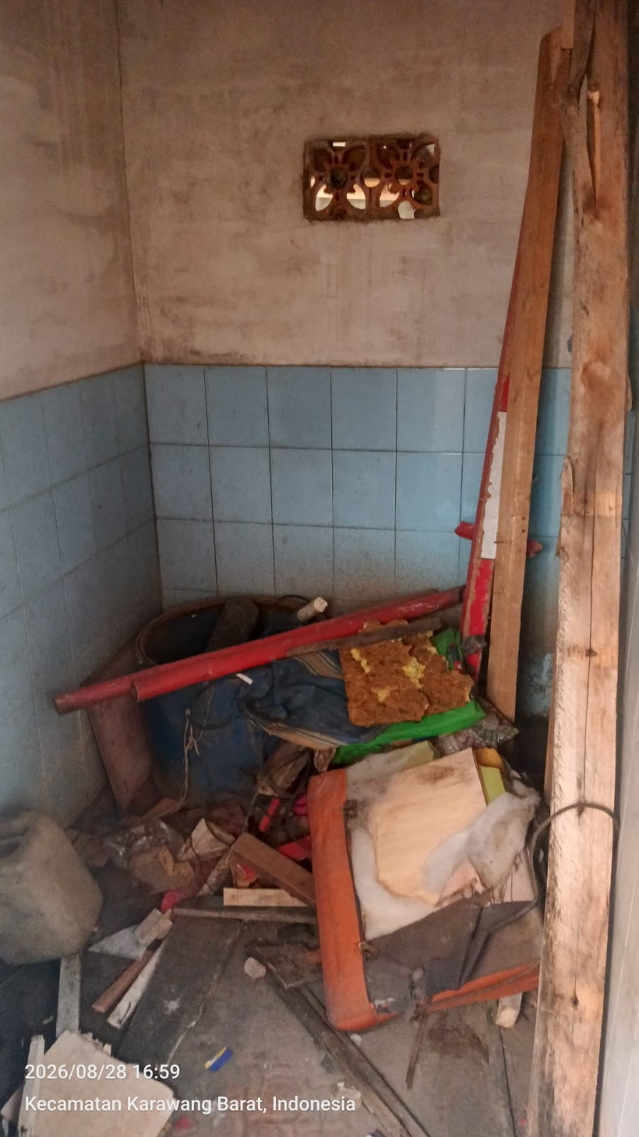 DARURAT SANITASI DI JANTUNG KARAWANG: WARGA JATIRASA TENGAH HIDUP TANPA AIR BERSIH